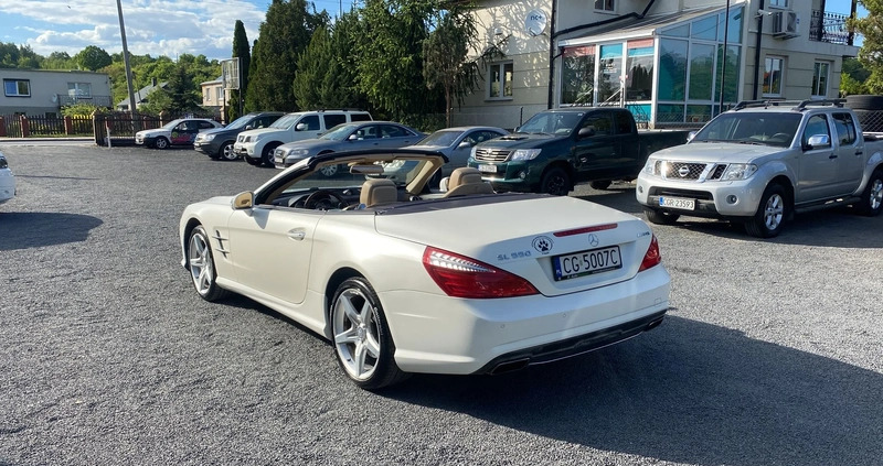 Mercedes-Benz SL cena 185000 przebieg: 180000, rok produkcji 2013 z Grudziądz małe 562